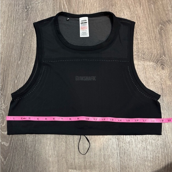 GYMSHARK Sleek Black Sleeveless Top 🏋️‍♀️ - Picture 3 of 4